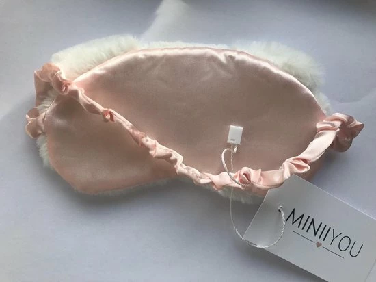 Kopen 𧨠Merkloos MINIIYOU® Zacht Wit Hondje Kinder Slaapmasker - Reismasker Vanaf 5 Jaar | Reizen |Pluche Polyester | Kinderen Accessoires | Goede Nachtrust β¨ - Afbeelding 3