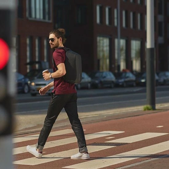 Beste Pirce β XD Design Bobby - Anti-Diefstal Rugzak 13 Liter - Rood π - Afbeelding 26